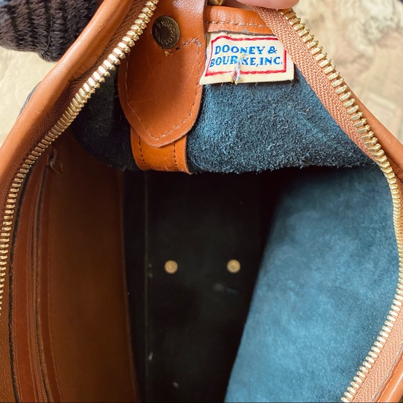 Vintage Dooney & Bourke Purse - Picture 4 of 9
